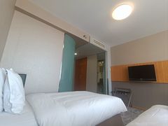 -北京民族园葉子里酒店(鸟巢店)