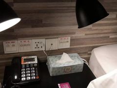 -湛江远扬YOUNG咖啡主题酒店(赤坎老街店)