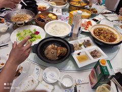 -香山湖家家宴(中山陵店)