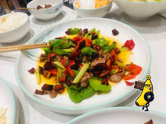 -犇逸·乐山跷脚牛肉·四川现炒(览海店)