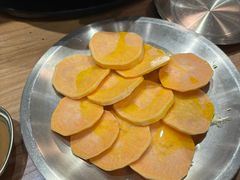 -青瓦餐厅·生鱼片·韩园烤肉(西塔店)