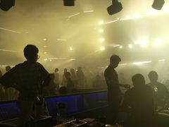 -Club Queen皇后酒吧
