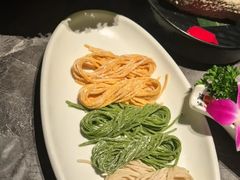 -德天肥牛海鲜火锅(城西银泰店)