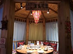 包厢-老牌坊云南鱼豆花火锅(爱建店)