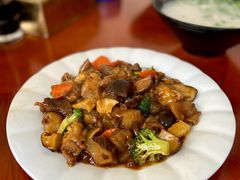 红烧筋头巴脑-回香楼大连新派清真菜