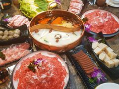 -三人行骨头王火锅(长寿店)
