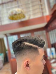 -尼特斯男士发型馆