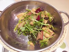 -拿渡麻辣香锅(世茂广场·工三店)