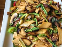 包烧菌-云之南(八里庄店)