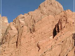 -天山神秘大峡谷