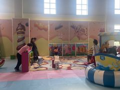 -蒙特利亲子乐园