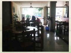 大堂-15年老字号鑫鑫猪肚鸡·椰子鸡海南火锅(兴隆华侨农场店)