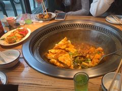 -山河屯铁锅炖鲜鹅·东北菜(开发区一店)