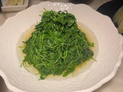 -吴越荣记苏州菜·松鼠桂鱼 100% 活鱼现做(月光码头店)