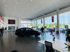 -TESLA 特斯拉(北京南四环中路特斯拉中心)