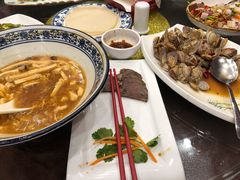 -洁神饭庄·海鲜·青岛菜·30年老字号(五四广场店)