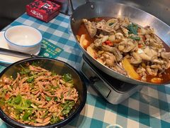 -昱龙大盆牛蛙馆(三兴街总店)