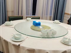 包厢-深巷家味馆.湖北头牌红烧鱼头拌饭(黄陂店)