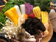 -湊湊火锅·茶憩(上海合生汇店)