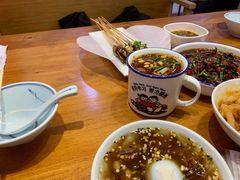 -怪噜范·老贵阳街头名小吃(鸿通城店)