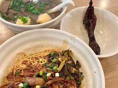 -佬钱湾仔(衣裳街店)