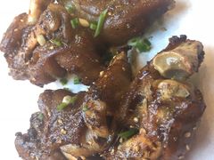 整只烤猪蹄-金谷园饺子·烧烤·家宴(人大总店)