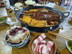 -正南齊北重庆老火锅(光华村直营店)