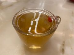 招牌琥珀金丝梨汤-京华烟云·北京烤鸭(领展购物广场·中关村店)
