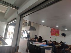 -何永光123鲜牛肉馆(1号店)