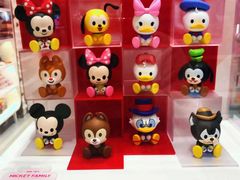 -泡泡玛特POPMART(蓝色港湾店)