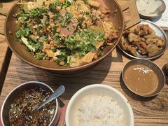 -成都你六姐·牛肉冒菜(上海环宇荟店)