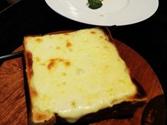 -wineapp葡萄酒餐吧(外滩金融中心店)