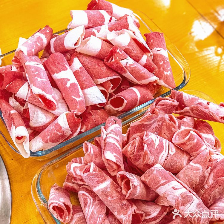 哈尔滨这家四层还爆满🔥的火锅店真是馋肉好去处