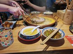 -洱火云南酸菜牛肉火锅(石景山当代商城店)