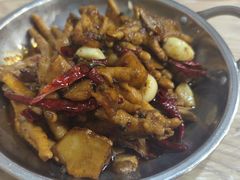 干锅姜辣凤爪-江城燕子大排档(江汉路步行街店)