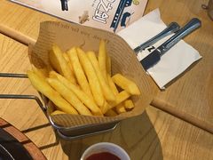 -菲滋意式餐厅(临平万达店)