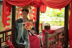 -金色芭莎婚纱摄影(昆山店)