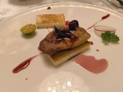 法国鹅肝配红酒汁-酌宴府The China Club·广州万富希尔顿酒店(云城东路店)