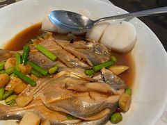 鲳鱼烧年糕-荣小馆(临海世纪花城店)