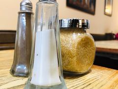 餐具摆设-大象咖啡馆