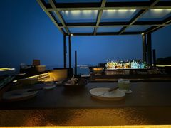 -瑰丽酒店·海吧·天际下午茶·现场DJ·天台酒吧