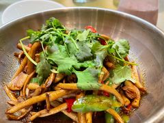 干锅鲜茶菇-蔡阿水羊肉店