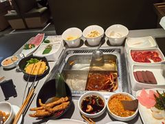 -海底捞火锅(关山保利店)