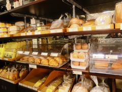 面包甜点陈列柜-安德鲁饼店(总店)