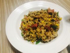 -必胜客(威高广场店)