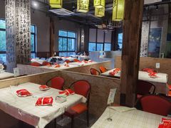 -527烧烤·龙虾·精酿酒(小石城美乐城店)