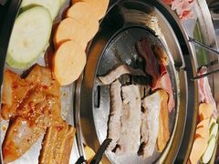 -哈哈碳都·牛肋条无限自助烤肉(台江万达店)