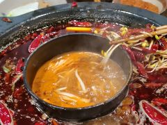 -黄潇洒老火锅(九眼桥宏济巷店)