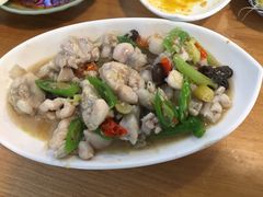 劲辣牛蛙-朱洪元苏式面馆(绿宝广场店)