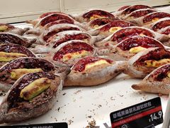 -HOT CRUSH趁热集合·现烤面包(上海环球港店)